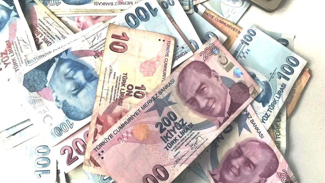 2027 Asgari Ücrette Üç Farklı Senaryo! Ocak Ayında Beklenilen Rakamlar Açıklandı