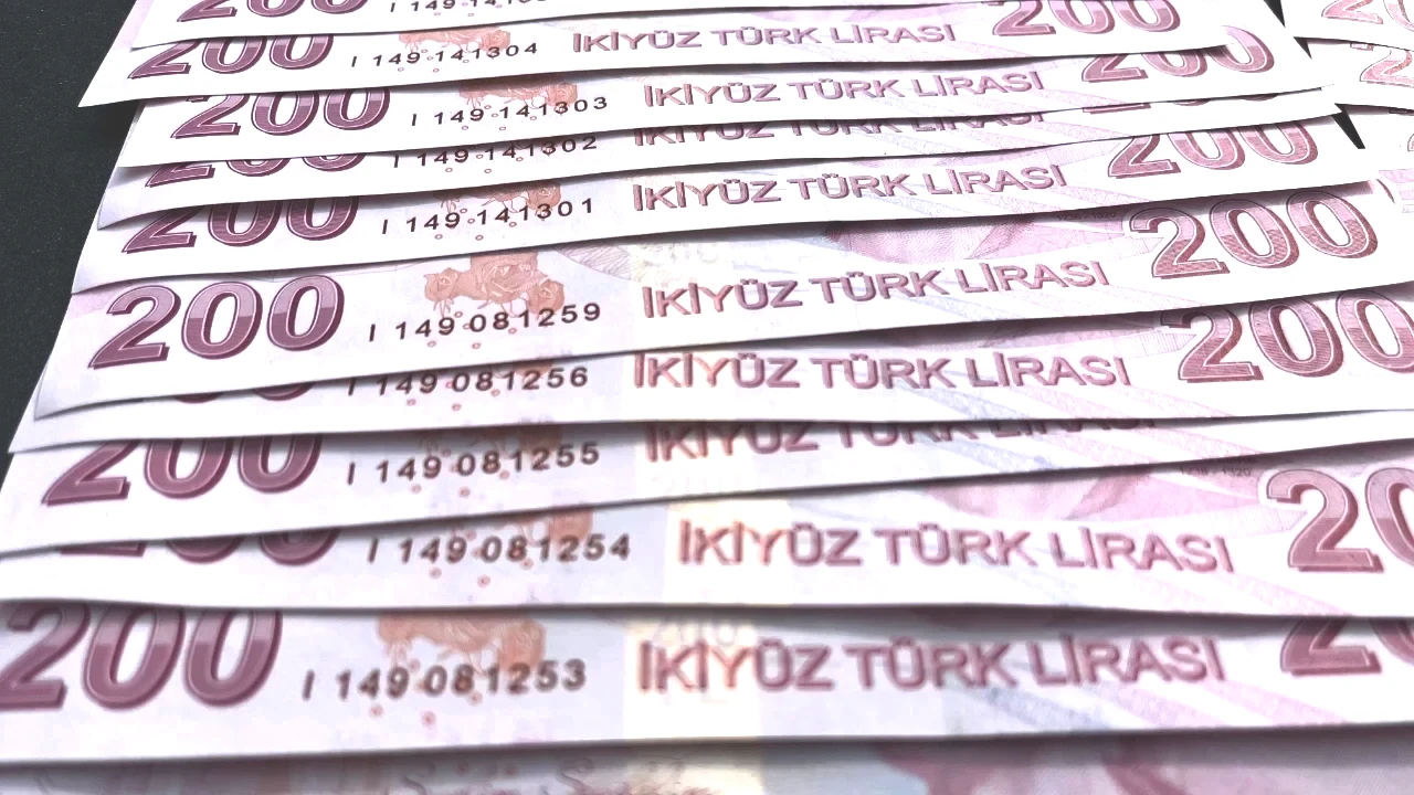 Kredi Kartlarında Yeni Dönem! Gelir Bazlı Harcama Limiti Değişiyor!