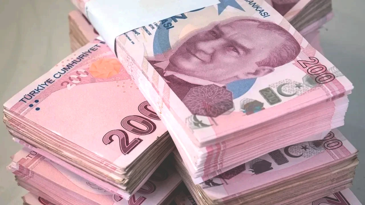 Elektrik Faturalarında Şok Gelişme! 3 Bin KWh Sınırı Geldi!