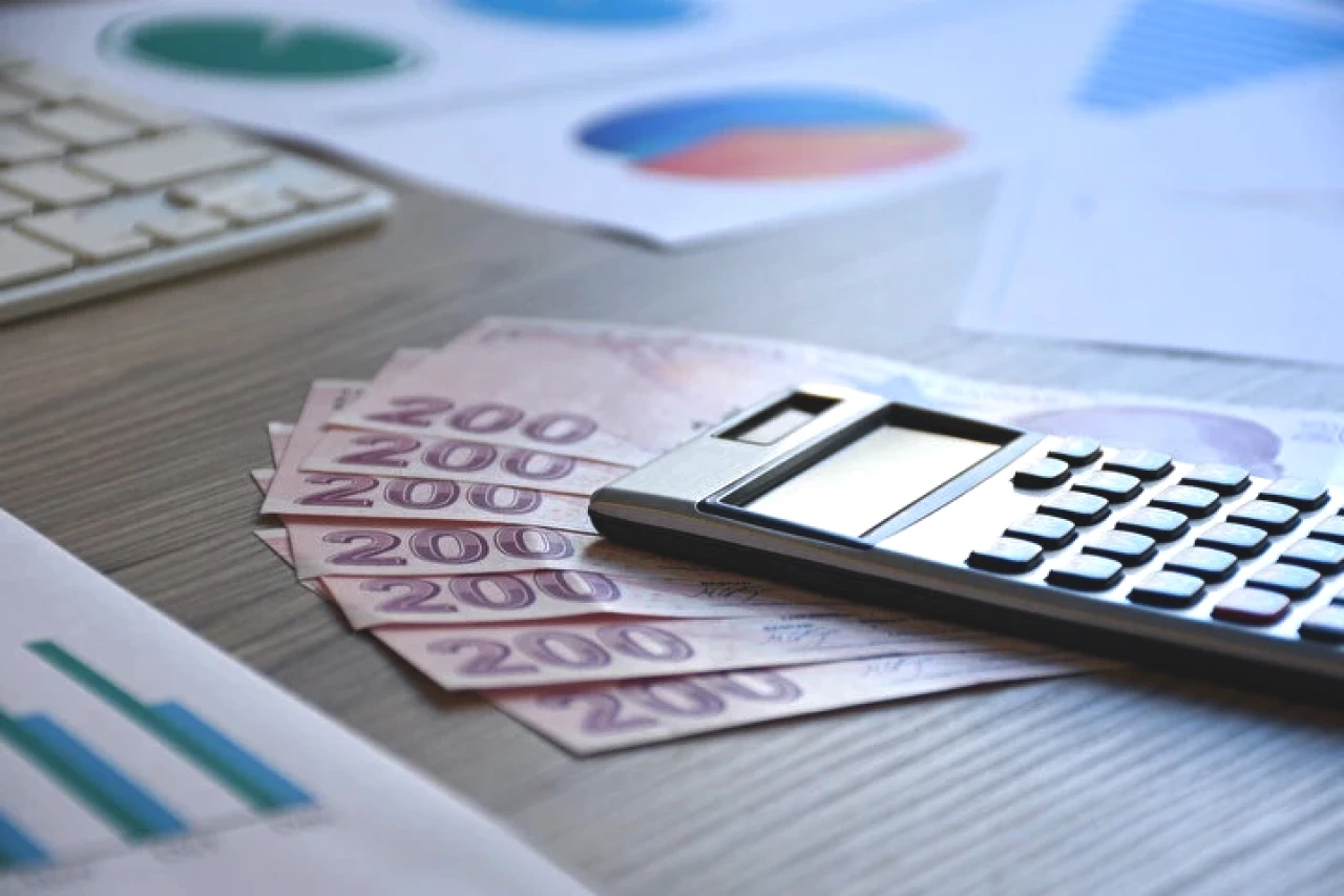 1999 Öncesi Sigortalılara 3600 Gün Formülü! Yaşı Beklemeden Kıdem Tazminatını Alıp İşten Ayrılabilirsiniz: İşte Şartlar ve Yaş Tablosu