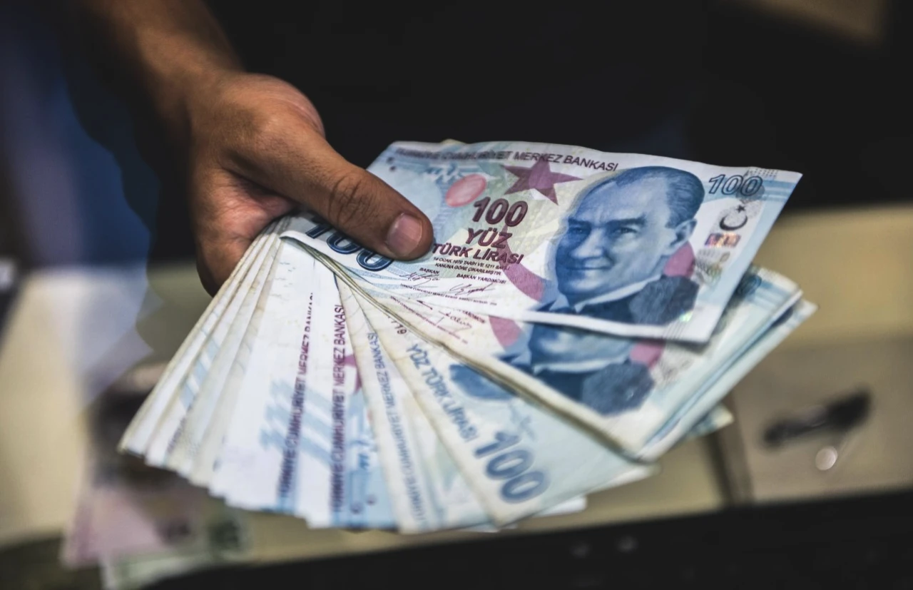 Emeklinin Ocak Maaşı Tablosu Çıktı! 30 Bin TL Alan Ne Kadar Alacak?